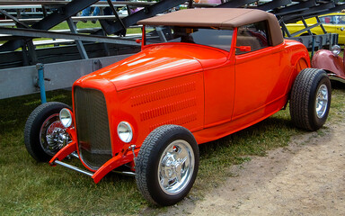 Traditional Styled Hot Rod Roadster - Beautiful hot rod roadster based upon a 1930s convertible, on...