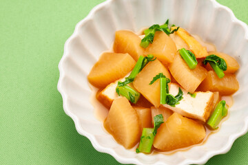 大根と生揚げの煮物