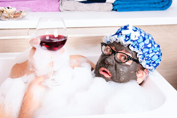 Relaxation and relaxation in the bath. Delicious drinks and gossip over the phone. Funny fat man is...