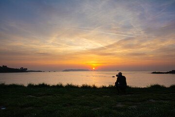 Magnifique coucher du soleil en Bretagne - France