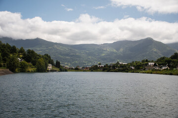 Fototapeta na wymiar Beautiful lake landscape with mountain background