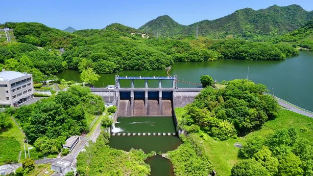 香川県のバス釣りの名所の府中湖
