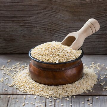 Urad dal or split black gram