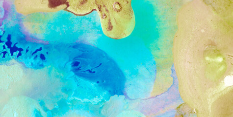 Fluid Finesse: Unveiling the Intricate Allure of Liquid Art in Oil Paintings