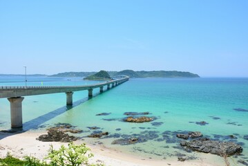 快晴の角島大橋と綺麗な海