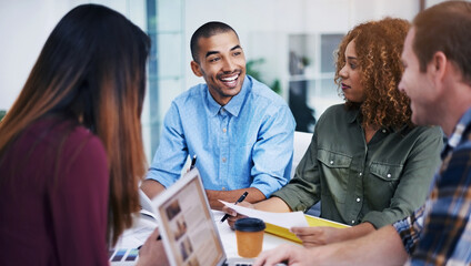 Obraz premium Business people, happy and laptop with planning and internet content communication in office. Startup, talking and tech with working and article project with web idea and ux for company website