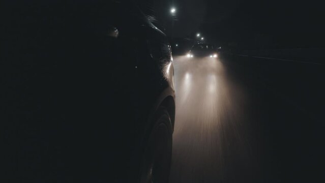 Traffic Patrol Car in Pursuit. Police Officers in Squad Car Chasing Suspect on  Road, Sirens Blazing, High Speed. Cops on Emergency Response Call. Stylish Cinematic Action Packed Shot