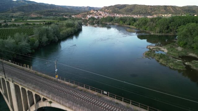 Pas de la Barca-Garcia-Ribera d'Ebre-Tarragona-Catalunya