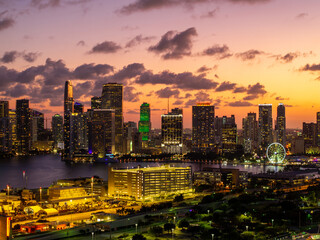 Naklejka premium Miami has amazing sunsets. Aerial drone photo Downtown cityscape