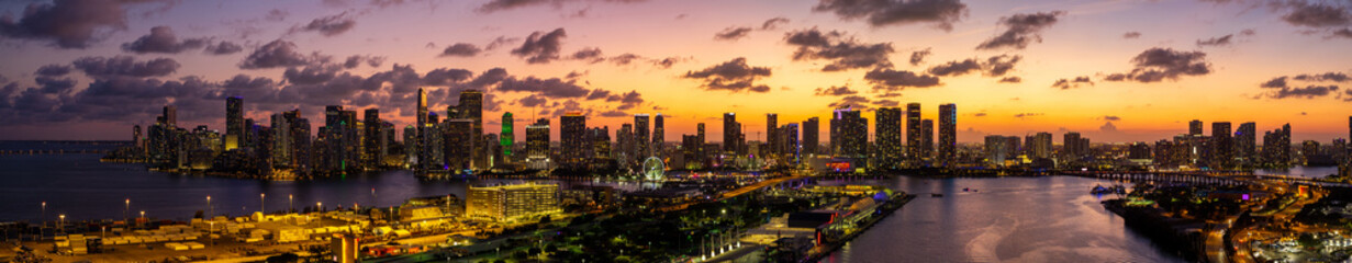 Fototapeta premium Beautiful aerial panorama Downtown Miami. Image taken in 2024 du