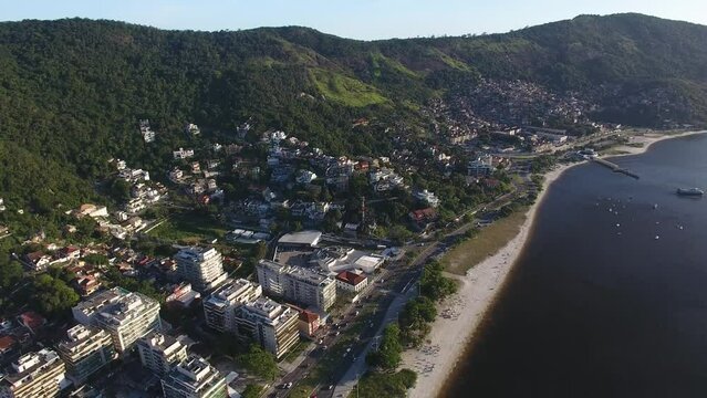 Charitas Beach, Niter&oacute;i, Rio de Janeiro, Brazil
