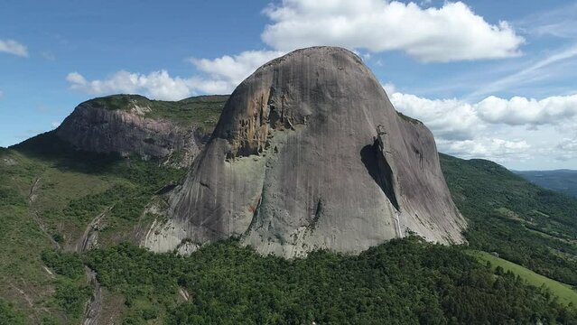 Aerial view of Pedra Azul (Blue Rock), Pedra Azul State Park - Domingos Martins, Esp&iacute;rito Santo, Brazil