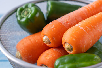 にんじんとピーマン　新鮮な野菜