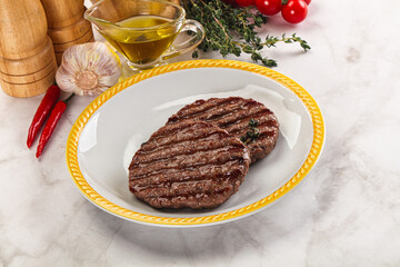 Grilled beef cutlet for burger