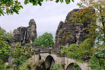 Bastei - formacja skalna w Szwajcarii Saksońskiej w Niemczech