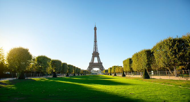 View of the Champ de Mars - Powered by Adobe