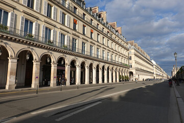 Fototapeta premium Rue de Rivoli et ses arcades
