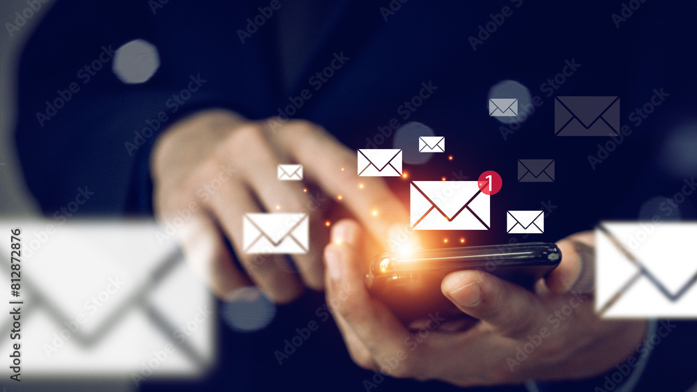 Aufkleber new email notification concept for business e-mail communication and digital marketing. direct selli