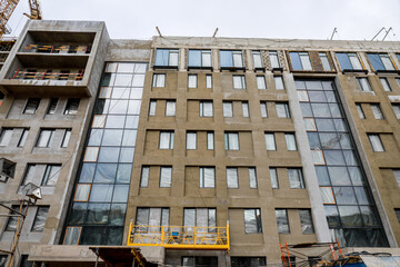 Fototapeta premium Cityscape Transformation: Modern Residences in the Making