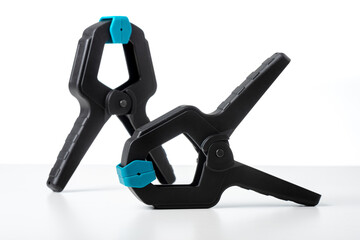 Plastic spring clamp