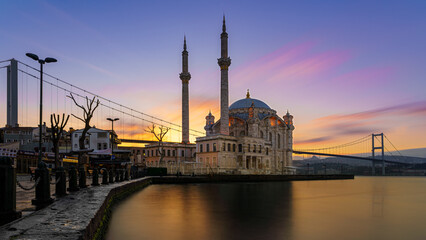 Obraz premium Ortakoy Mosque 