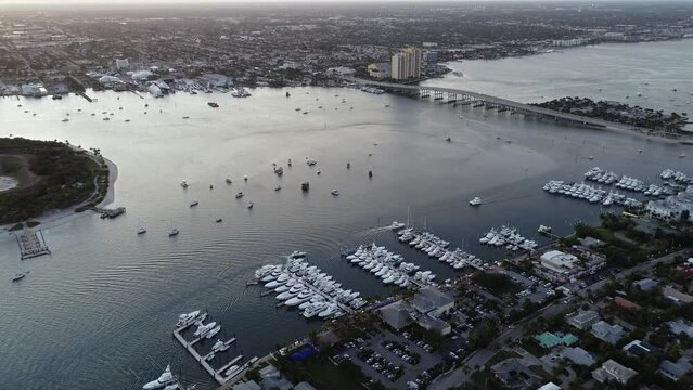 Palm Beach Florida - Marina and yachts
