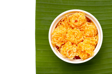 Thai crispy flossy sweet Eggs floss (Foi Thong Krob)