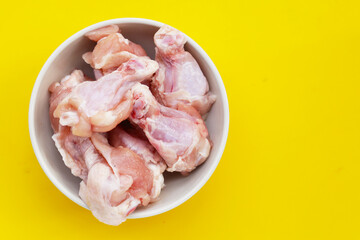 Fresh raw chicken wings (wingstick)