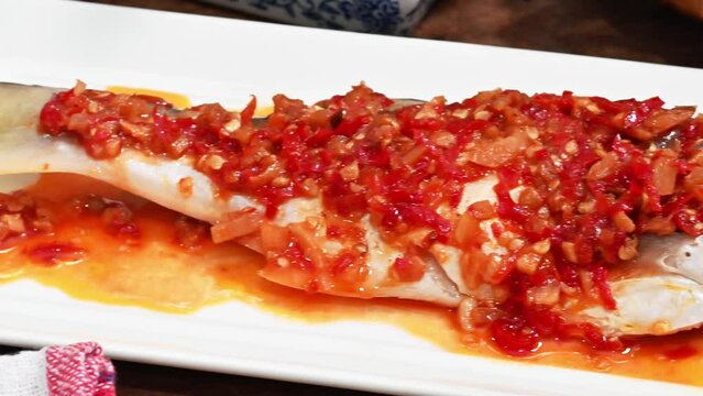 Chop bell pepper fish, Steamed fourfinger threadfin fish with chilli pepper 