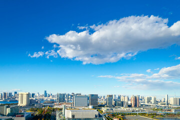 東京湾岸エリアから望む都心