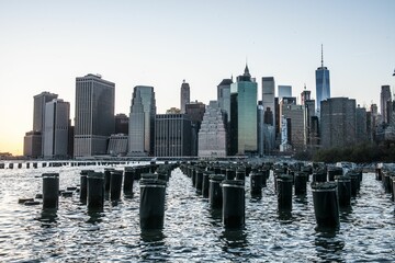Obraz premium Manhattan sky line seen from a boat
