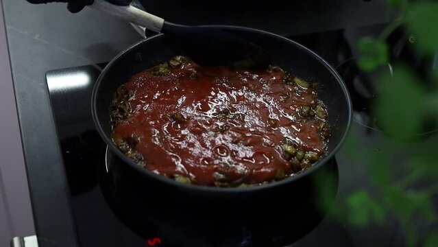 spicy  vegetable sause in the pan