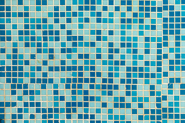 pattern of small blue and white tiles in harmonic structure like a swimming pool ground