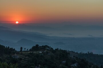 Obraz premium Beautiful calm sunrise over the Sarangkot