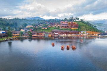Fototapeta premium Rak Thai village, The village of chinese in northern of Thailand, Mae Hong son Province.