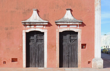 colorful colonial building details in valladolid, yucatan, mexico (window, doorway, cornice details) travel adventure, history (spanish moorish architecture) beautiful design tourism heritage