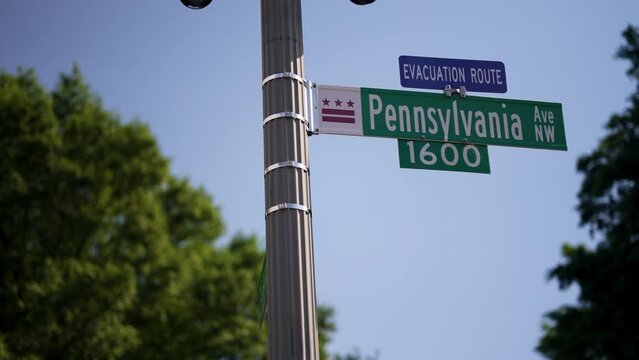 Street sign, 1600 Pennsylvania Avenue, NW, Washington DC address for the White House, President of the United States.