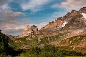 View of the valley to the West and the Limestone Pyramids