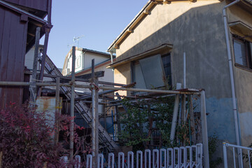 古い家屋　日本　民家　モルタル　東京　家