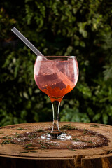 Gin Bubble com bolinhas que explodem na boca