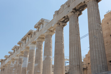 Obraz premium Greek columns at the parthenon 