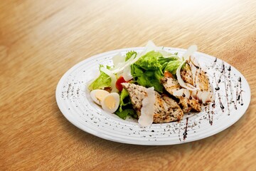 Grilled beef steak with fresh vegetables