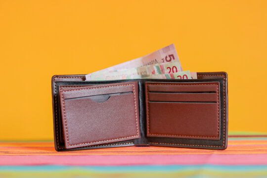 Billetes pesos mexicanos dinero cartera