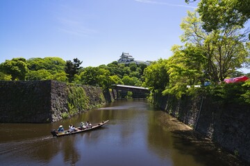 和歌山城の御橋廊下とお堀の遊覧船

