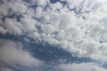 Obraz premium Blue sky with white clouds.