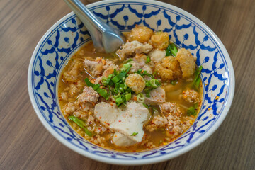 Menu “Sukhothai Tom Yum Noodles”