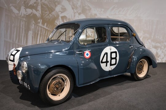 Classic Renault 4cv Autobleu from LeMans endurance races, lightened without a bumper
