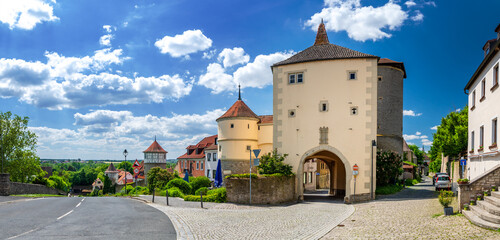 Falterturm und mittelalterliche Stadtbefestigung von Dettelbach am Main, Unterfranken, Bayern,...
