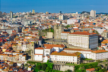 Obraz premium Porto Cathedral in Romanesque and Gothic styles in of Porto in historic district, Portugal. Aerial view