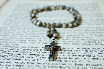 Traditionelles Symbol für Religion, Christentum und Gebet, Fastenzeit, Kommunion und Konfirmation,...